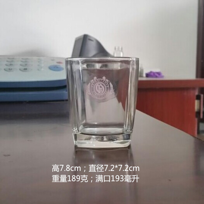 square and round glass cup